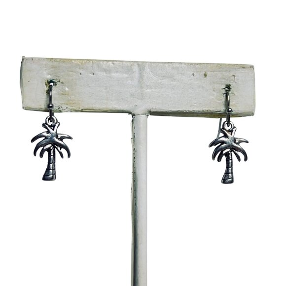 Best Silver Tone Snake Chain Necklace With Palm Tree Pendant & Earrings (5818) - Picture 9 of 10